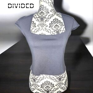 DIVIDED by H&M Gray Square neck crop- Large